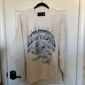 Abercrombie & Fitch NFL Dallas Cowboys Crewneck Sweater